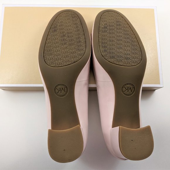 Michael Michael Kors Caroline Pump - Picture 9 of 9